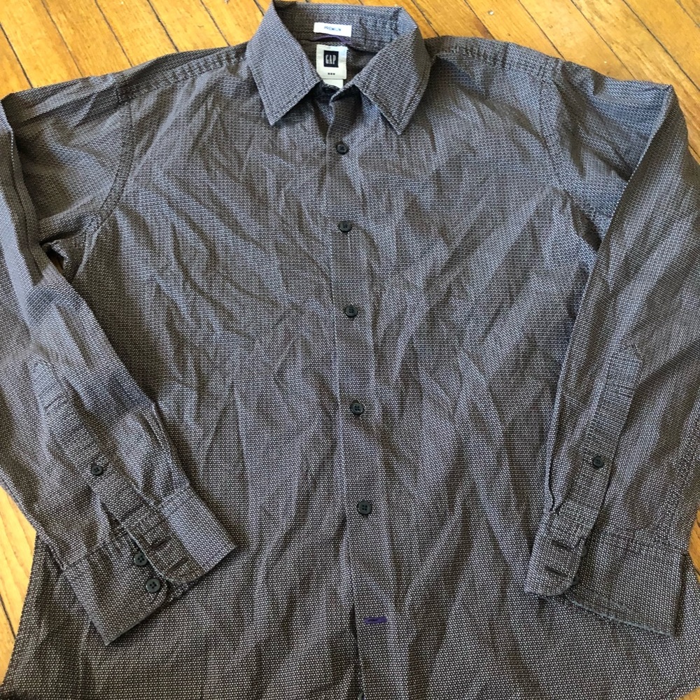 GAP Button down !